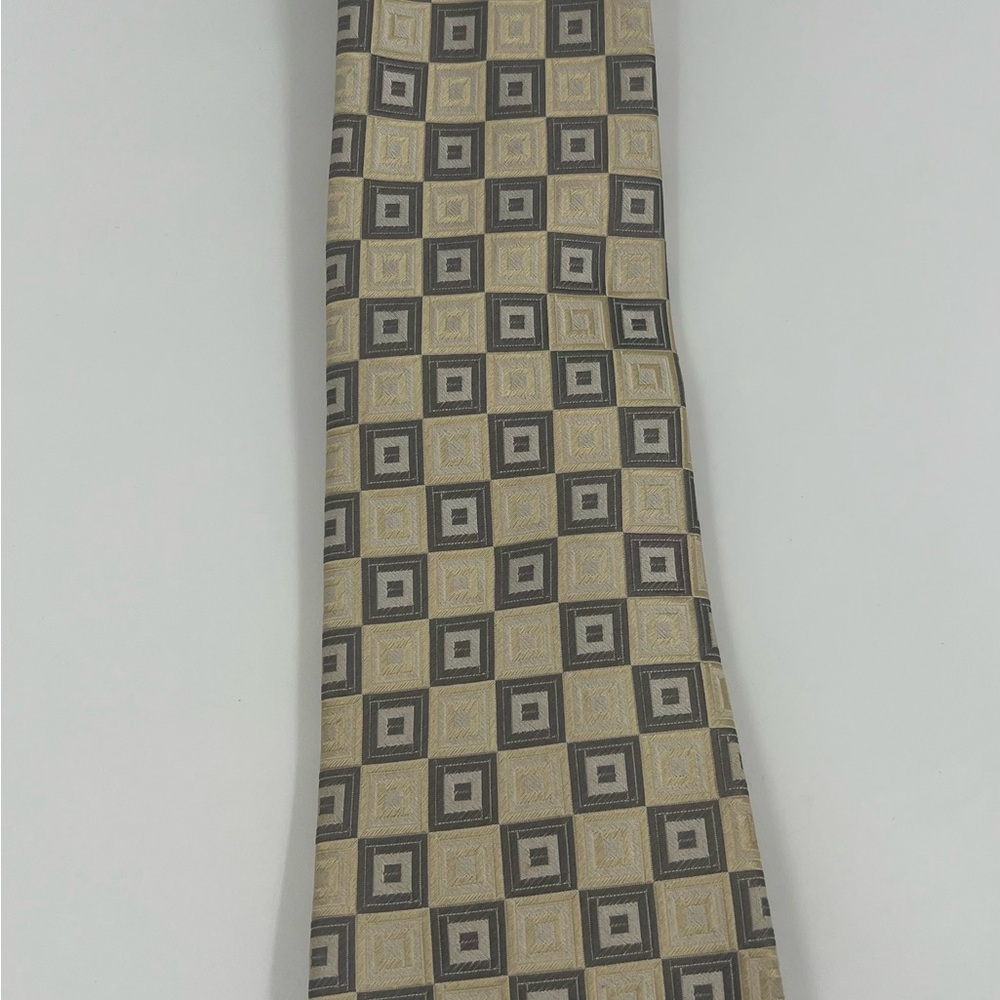 Geoffrey Beene Gold and Gray Geometric Rectangle 100% Silk Tie